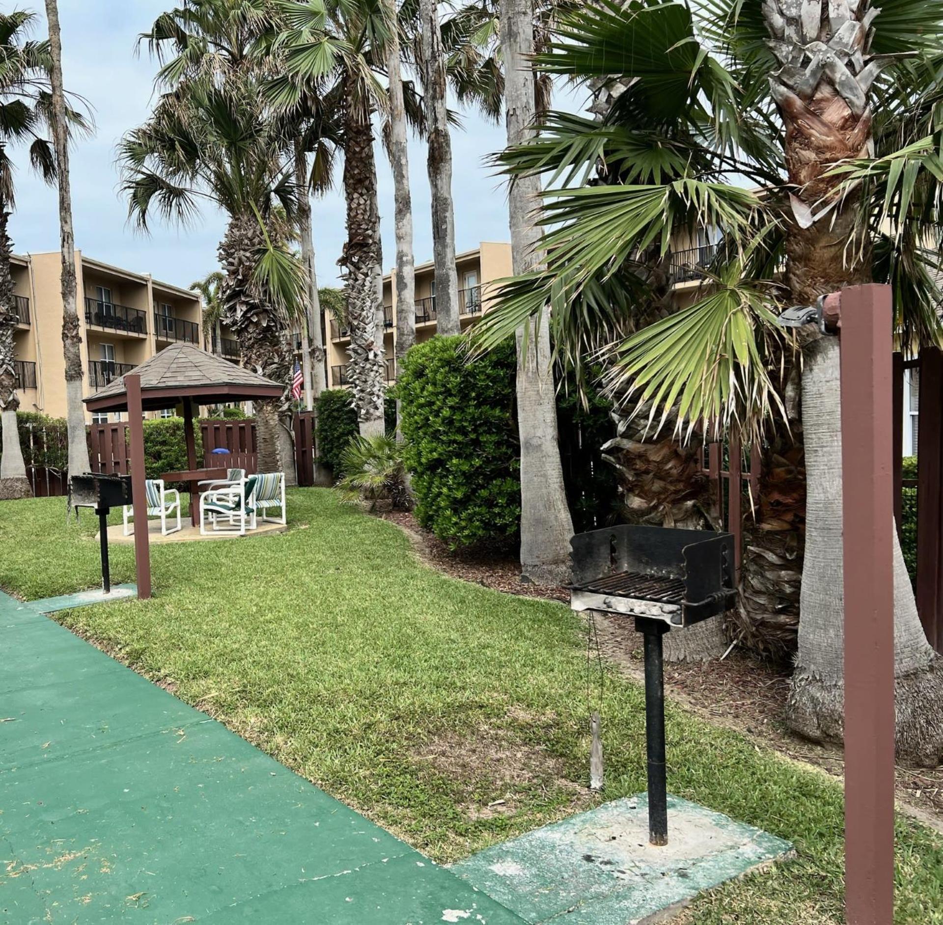 1St Floor 2 Bd 2 Ba Condo W Beach View& Pool 南帕诸岛 外观 照片